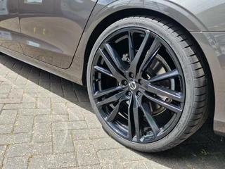 Volvo V90 Volvo V90 2.0 B4 208PK R-Design|21-inch|harman kardon|Pano|Black-pakket|63.467KM|Mild-hybride| - afbeelding nr 21
