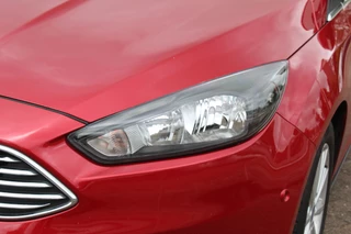 Ford Focus Ford Focus Wagon 1.0 Titanium Edition , 125pk Climate control , Navigatie , Cruise control , LED dagrijverlichting Parkeersensoren V+A , Voorruitverwarming , Sony Audio - afbeelding nr 43