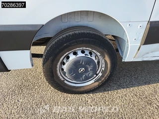 Opel Movano Opel Movano 125PK L1H1 Automaat Trekhaak Airco Cruise Parkeersensoren Werkplaatsinrichting Euro6 L1 8m3 Airco Trekhaak Cruise control - afbeelding nr 11
