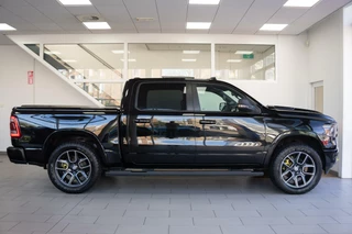 Dodge Ram 1500 Dodge Ram 1500 4X4 5.7 V8 4x4 Crew Cab Laramie Sport 1e Eig BTW Harman/Kardon, Panoramadak, Treeplank, Trekhaak - afbeelding nr 41