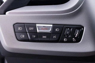 BMW 1 Serie BMW 1 Serie 116 i Executive Edition Automaat | Full LED | CARPLAY | ECC | CAMERA - afbeelding nr 9