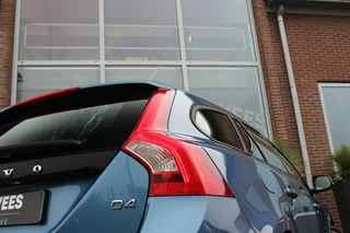 Volvo V60 ➡️ Volvo V60 2.0 D4 Summum | 181 pk | 2e eigenaar | NL auto | Cruise-control | Navi | 18 inch | NAP | PDC | Sportstuur | Climate-control | - afbeelding nr 41