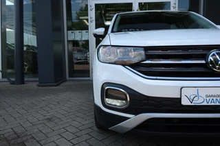 Volkswagen T-Cross Volkswagen T-Cross 1.0 TSI 110PK ACTIVE, Navi, Clima, Apple Carplay/ Android Auto, etc. - afbeelding nr 10