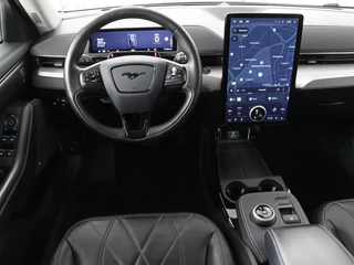 Ford Mustang Mach-E Ford Mustang Mach-E RWD 75 kWh | Leder | Stoelverwarming |  Adaptive cruise | 360 camera | Adaptive cruise | B&O Sound | Stuurverwarming | Full LED - afbeelding nr 3