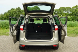 Ford Grand C-Max Ford Grand C-Max 1.0 Ecoboost 125pk Titanium 7pers - Tectonic Silver - Nav/Clima/Cruise - afbeelding nr 7