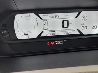 Citroën C4 Picasso Citroën C4 Picasso 1.2 PURE TECH SELECTION TREKHAAK CRUISE NAVI PDC-A MASSAGE - afbeelding nr 18