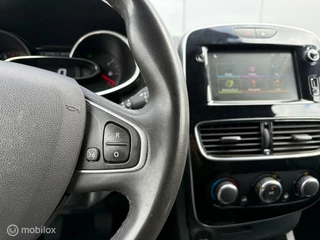 Renault Clio Renault Clio Estate 0.9 TCe Limited  | Navigatie | PDC - afbeelding nr 7