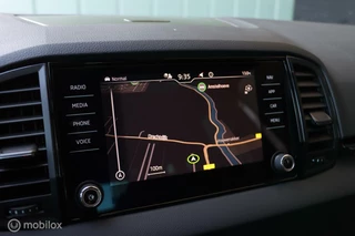 Škoda Karoq Skoda Karoq 1.5 TSI ACT Sportline / Trekh. / Navi / Carplay - afbeelding nr 25