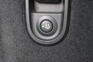 BMW 5 Serie BMW 5 Serie 530e (292pk) Laser/HUD/H&K/Pano/4-wielbesturing/Alle opties! - afbeelding nr 24