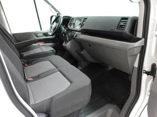 Volkswagen Crafter Volkswagen Crafter 30 2.0 TDI L3H3 177PK Highline Automaat Airco App-connect ACC Camera Trekhaak - afbeelding nr 31