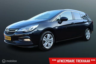 Opel Astra Sports Tourer 1.4 Turbo 150 PK Online Edition, Stoel-stuurverwarming, Trekhaak, Sportstoelen, Pdc voor + achter, Donker glas