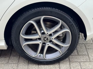 Mercedes-Benz A-Klasse Mercedes-Benz A-Klasse A180 NAVI LED LEER CAMERA AIRCO SPORTSTOELEN - afbeelding nr 18