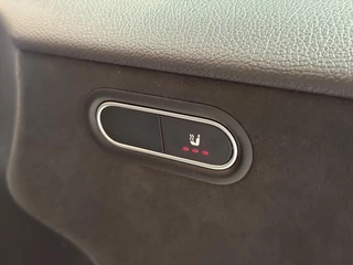 Mercedes-Benz A-Klasse Mercedes-Benz A-klasse 250 e AMG Line | pano | sfeerverlichting | camera | Stoelverwarming | keyless - afbeelding nr 16