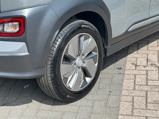 Hyundai Kona Hyundai Kona EV Premium 64 kWh HEAD-UP SOH 92% FASE 3 - afbeelding nr 30