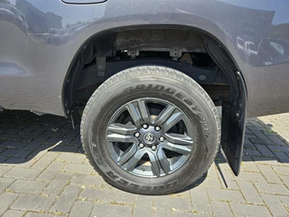 Toyota Hilux Toyota HiLux 2.8 D-4D Xtra Cab 3500 KG Nieuwstaat navi camera  204 PK - afbeelding nr 38