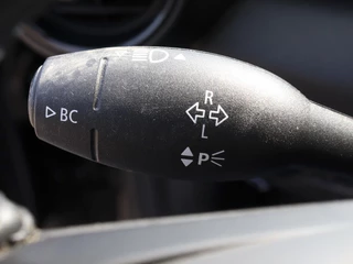 MINI One Mini Mini 1.5 One Automaat Business Edition | Navigatie | PDC | Cruise Control | Airco | 17