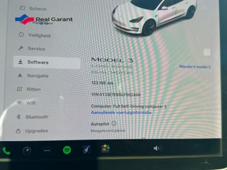 Tesla Model 3 Tesla Model 3 Long Range AWD 75 kWh TREKHAAK DUAL MOTOR AUTOPILOT ORG NL - afbeelding nr 13