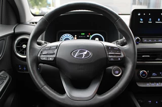 Hyundai Kona Hyundai Kona 1.6 GDI HEV Premium Sky Full Option! + Trekhaak 