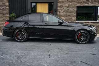 Mercedes-Benz C-Klasse Mercedes-Benz C-Klasse C63 AMG Edition1 One-of-500 - afbeelding nr 30