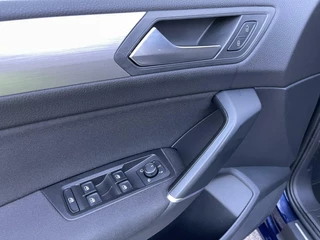 Volkswagen Touran Volkswagen Touran 1.4 TSI AUTOMAAT|NAVIGATIE|CAMERA|TREKHAAK|STOELVERWARMING|BLUETOOTH|MASSAGE STOEL - afbeelding nr 13