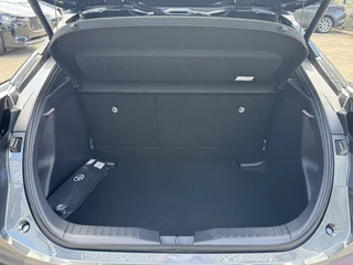 Toyota C-HR Toyota C-HR 1.8 Hybrid Dynamic / Parkeersensoren - afbeelding nr 7