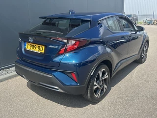 Toyota C-HR Toyota C-HR 2.0 Hybrid 184pk Dynamic - afbeelding nr 2