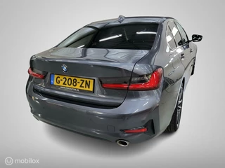 BMW 3 Serie BMW 3-serie 320i Executive Edition Aut./Digitaal dash/Nap! - afbeelding nr 3