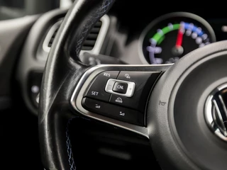 Volkswagen Golf Volkswagen Golf 1.4 TSI GTE Sport 204Pk Automaat (APPLE CARPLAY, NAVIGATIE, CLIMATE, LEDEREN SPORTSTOELEN, PARKEERSENSOREN, GETINT GLAS, CRUISE, NIEUWE APK, NIEUWSTAAT) - afbeelding nr 19