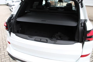 BMW X5 BMW X5 xDrive50e M-Sport | Panoramadak | H&K | Trekhaak | Comfortstoelen | Luchtvering | Glow - afbeelding nr 64