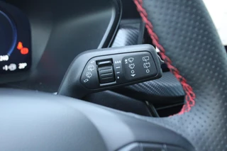 Ford Kuga Ford Kuga 2.5 FHEV ST-Line 190pk | SYNC 4 Navigatie | Achteruitrijcamera | Geen stekker nodig | 1.650pk trekgewicht - afbeelding nr 24