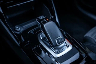 Peugeot 208 Peugeot 208 1.2 PureTech GT-Line*LED*AUTOMAAT*CARPLAY*CAMERA - afbeelding nr 43