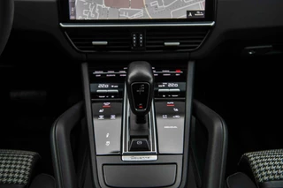Porsche Cayenne Porsche Cayenne Coupé 3.0 E-Hybrid | Lightweight Package | SportDesign | Sport Chrono | PASM | Carbon | 22 inch | NL Auto | - afbeelding nr 37