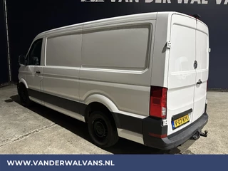Volkswagen Crafter Volkswagen Crafter 2.0 TDI L3H2 L2H1 Euro6 Airco | Camera | Apple Carplay | Android Auto | Trekhaak Bijrijdersbank - afbeelding nr 2