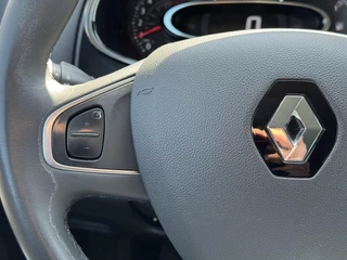 Renault Clio Renault Clio 0.9 TCe Limited 2e Eigenaar,Navi,Airco,Cruise,LM Velgen,PDC Achter,Dealer Onderhouden,N.A.P,APK Tot 01-2026 - afbeelding nr 14
