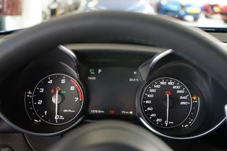 Alfa Romeo Giulia - afbeelding nr 25