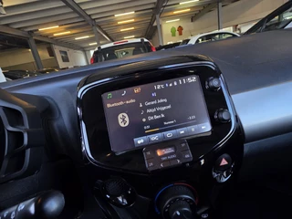 Peugeot 108 Peugeot 108 1.0 e-VTi Allure, Lm Velgen! Navi! Apk 5-2026! Zondag OPEN! - afbeelding nr 19