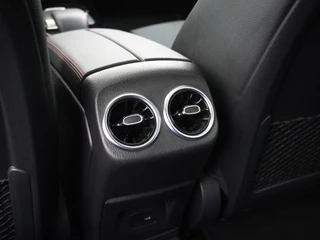 Mercedes-Benz CLA Mercedes-Benz CLA 200 AMG Shooting Brake // Panoramadak // Memory // Keyless // Carplay // Nightpakket // MultiBeam - afbeelding nr 16