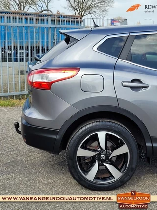 Nissan QASHQAI Nissan Qashqai 1.5 dCi Connect Edition, 360gr. cam., 18