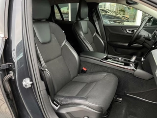 Volvo V60 Volvo V60 2.0 T6 Twin Engine AWD Momentum Pro | 340 PK | Stoelverwarming | Cruise Control | Achteruitrijcamera | Apple Carplay | Navi | Botspreventie | - afbeelding nr 18