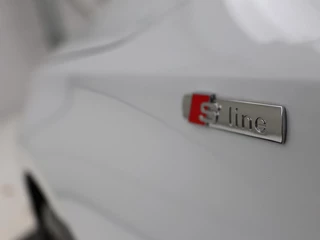 Audi A3 Audi A3 30 TFSI S edition | Carplay | Full LED |  Virtual Cockpit | Sportstoelen | Half leder | Getint glas | Climate control | Cruise control - afbeelding nr 21