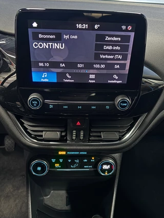 Ford Fiesta Ford Fiesta 1.0 EcoBoost Titanium Clima | Cruise | PDC | Apple carplay - afbeelding nr 8