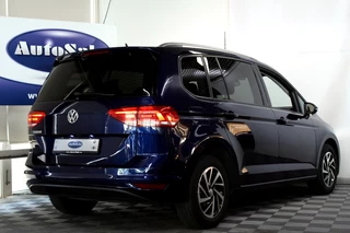 Volkswagen Touran Volkswagen Touran 1.5 TSI DSG Highline 7p 1eEIG! ACC CARPLAY DAB CAMERA '19 - afbeelding nr 3