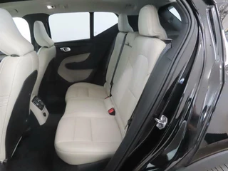 Volvo XC40 Volvo XC40 1.5 T5 Automaat-7 Recharge Inscription | Plug-in | 19 Inch | Panoramadak | Elek. stoelen | 360 graden camera | Standkachel - afbeelding nr 5
