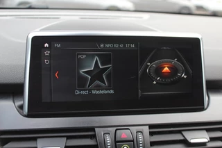 BMW 2 Serie BMW 2 Serie Active Tourer 225xe iPerformance High Exe. / Panoramadak / Camera / Head-up / Leder / Keyless / Navigatie / DAB / Stuurverwarming / Cruise Control - afbeelding nr 22