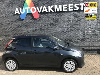 Toyota Aygo Toyota Aygo 1.0 VVT-i x-play - afbeelding nr 1