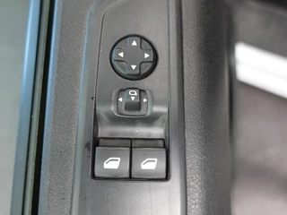 Peugeot Expert Peugeot Expert 1.5 BlueHDI 120PK L2 Airco Navigatie Cruise control Trekhaak - afbeelding nr 10