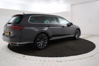 Volkswagen Passat Navigatie, Apple carplay, Climate, - afbeelding nr 3