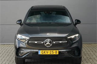 Mercedes-Benz GLC Mercedes-Benz GLC 400e 4M AMG Night Pano Premium Plus Trekhaak Burmester - afbeelding nr 12