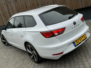 SEAT Leon Seat Leon ST 1.4 EcoTSI Business Intense Automaat | Alcantara bekleding | Seat Sound | Apple CarPlay | Navigatiesysteem | Cruise Control | Climate Control | Parkeersensoren voor en achter - afbeelding nr 48