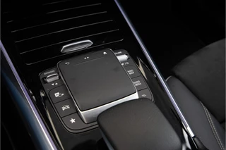 Mercedes-Benz B-Klasse Mercedes-Benz B-Klasse 250 e AMG Nightpack, Widescreen, Sfeerverlichting, Hybrid 2020 - afbeelding nr 13
